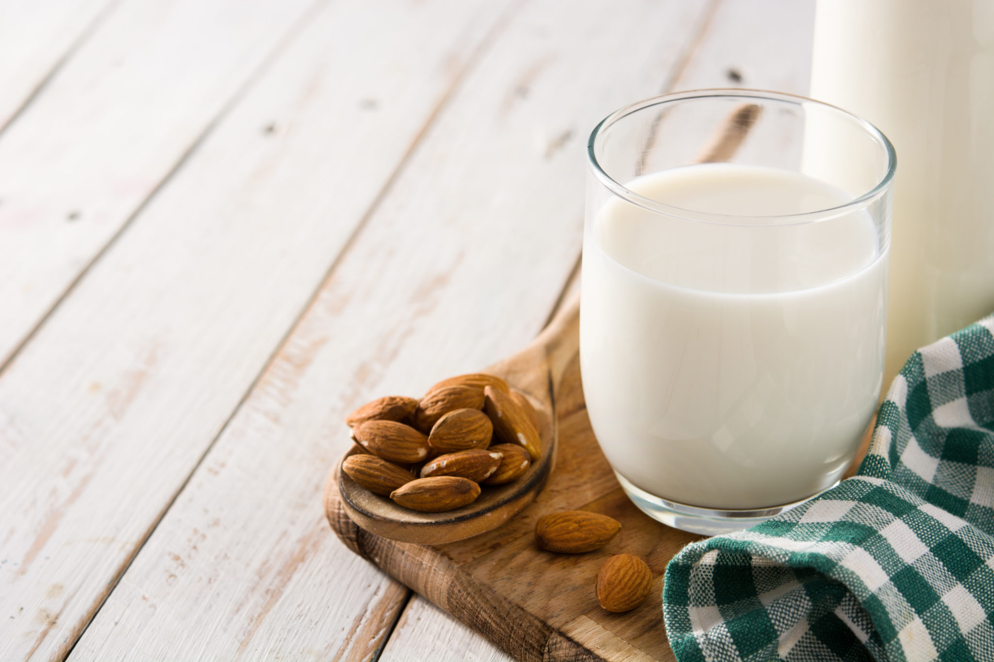 Guide to Plant-Based Milk – G-Plans Blog